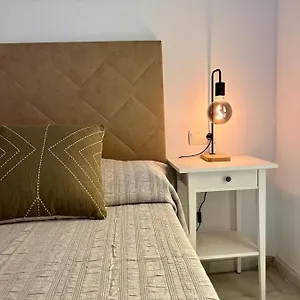 charming-1bedroom-apartment-in-the-heart-of-malaga-wifiac.hotelsinnerja.org/