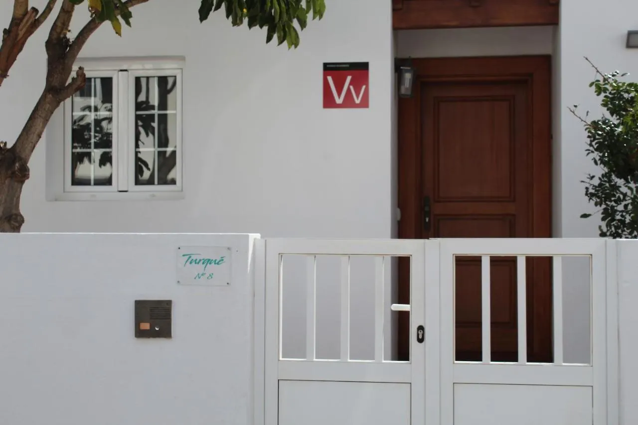 Villa Turque contacts